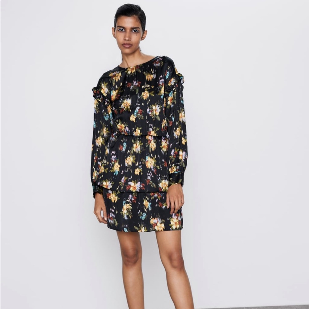 Zara ruffle print dress NWTS XS